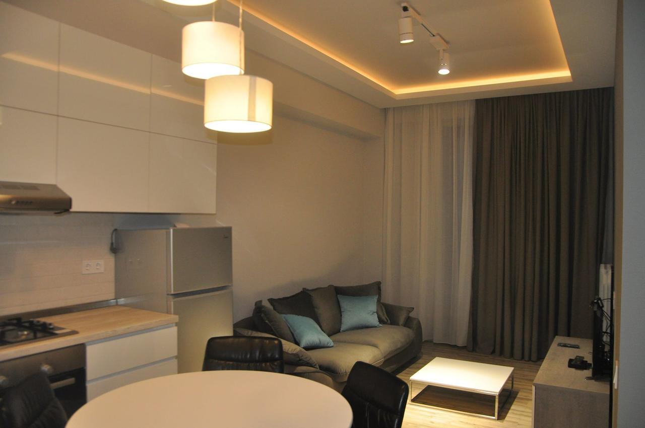 Tbilisi Studio Apartment ภายนอก รูปภาพ